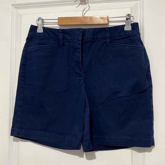 Lands End mid rise blue shorts size 6 3/$20 - Picture 1 of 6